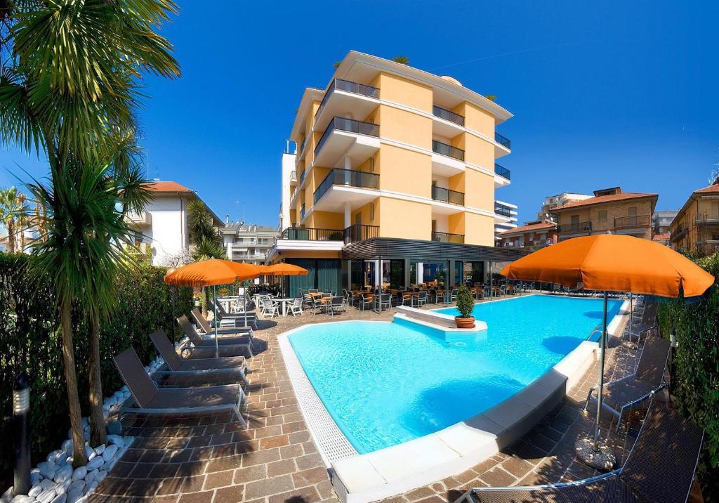 סן בנדטו דל טרנטו Hotel Imperial מראה חיצוני תמונה