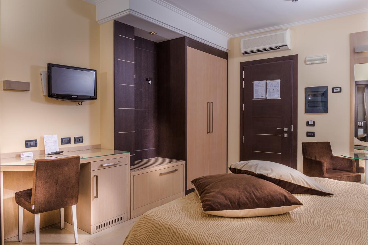 סן בנדטו דל טרנטו Hotel Imperial מראה חיצוני תמונה