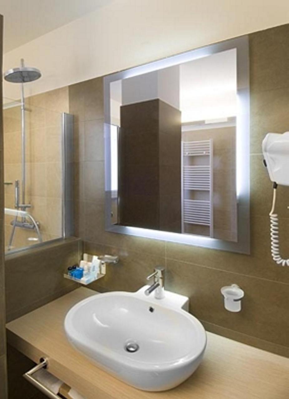 סן בנדטו דל טרנטו Hotel Imperial חדר תמונה